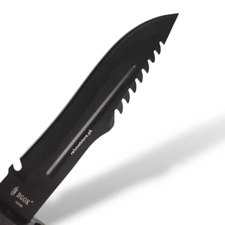 Hunting Knife with Belt Cover | Strong Build