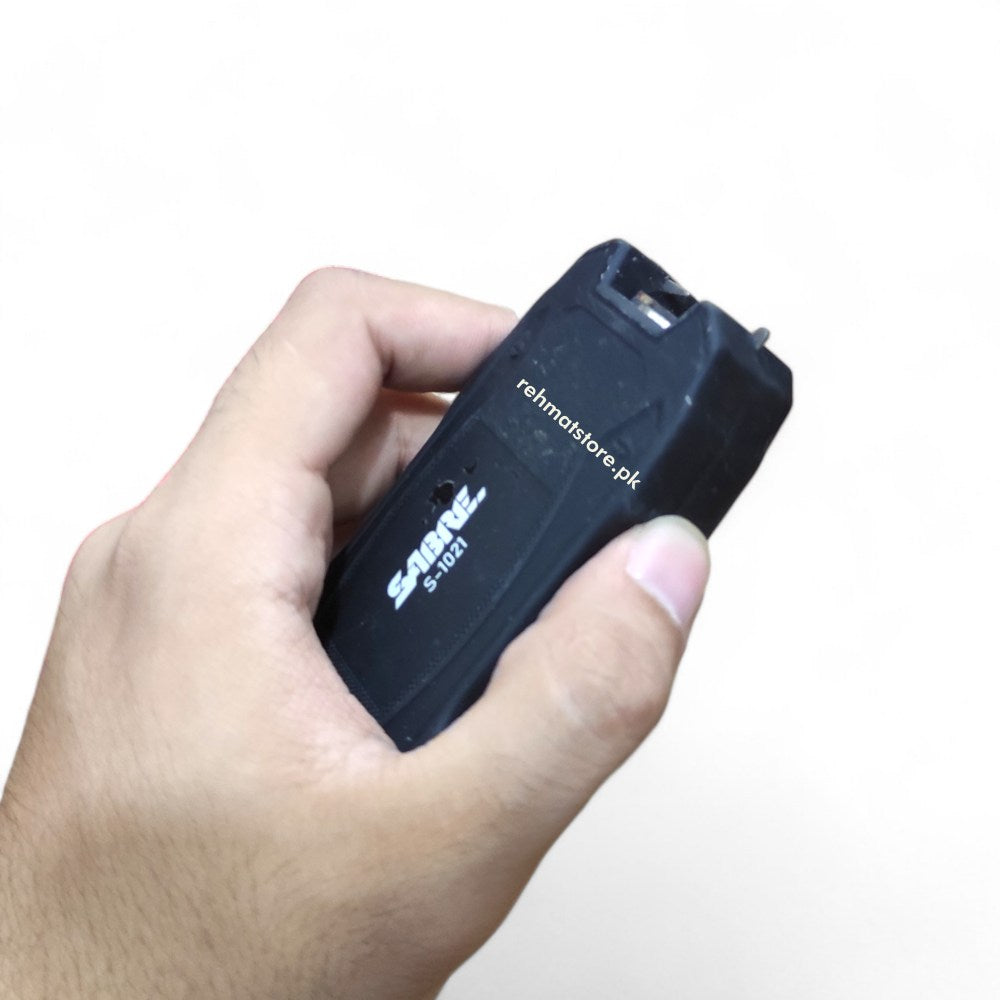 Sabre Stun Gun Flashlight Taser S-1021 with Charging Indicator | Micro Usb Charging Cable