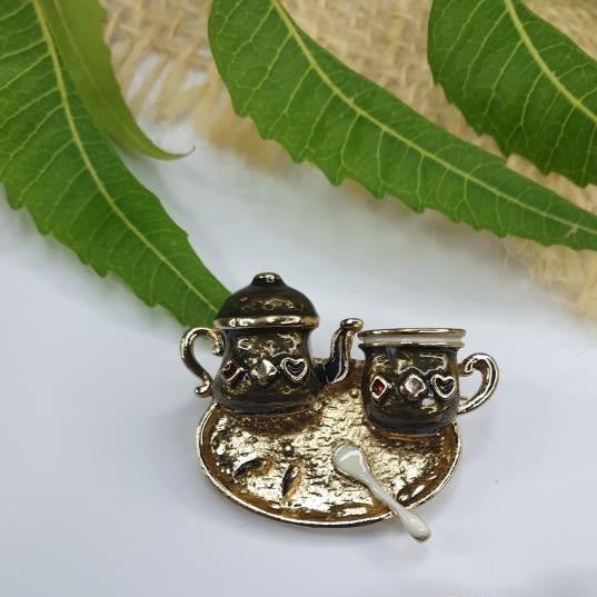 Tea Set Brooch