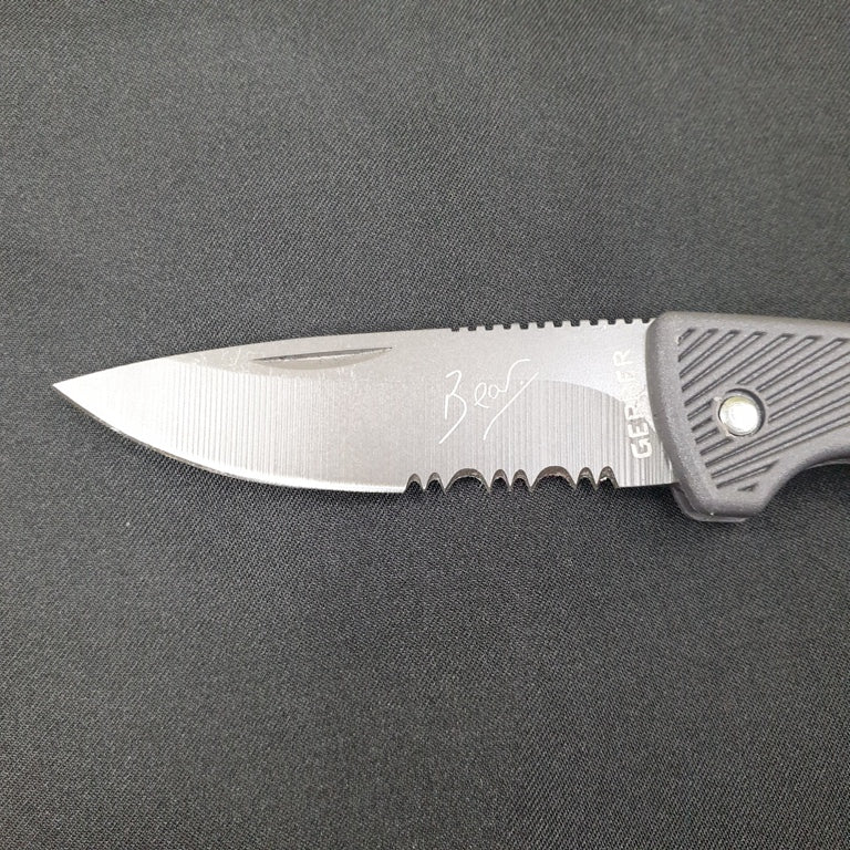 Mini Pocket Knife - Gerber Bear Grylls compact knife