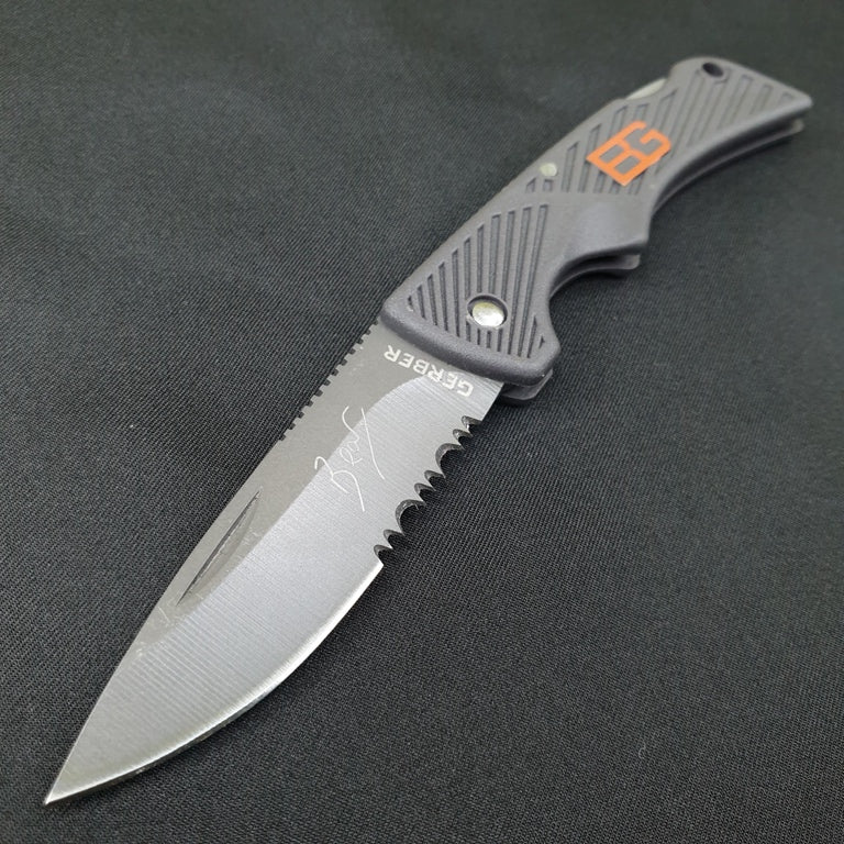 Mini Pocket Knife - Gerber Bear Grylls compact knife