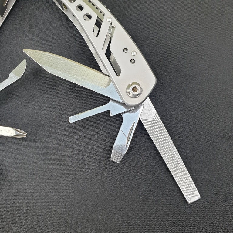 Jeep Multi-tool Plier with 11 Screw Driver Bits