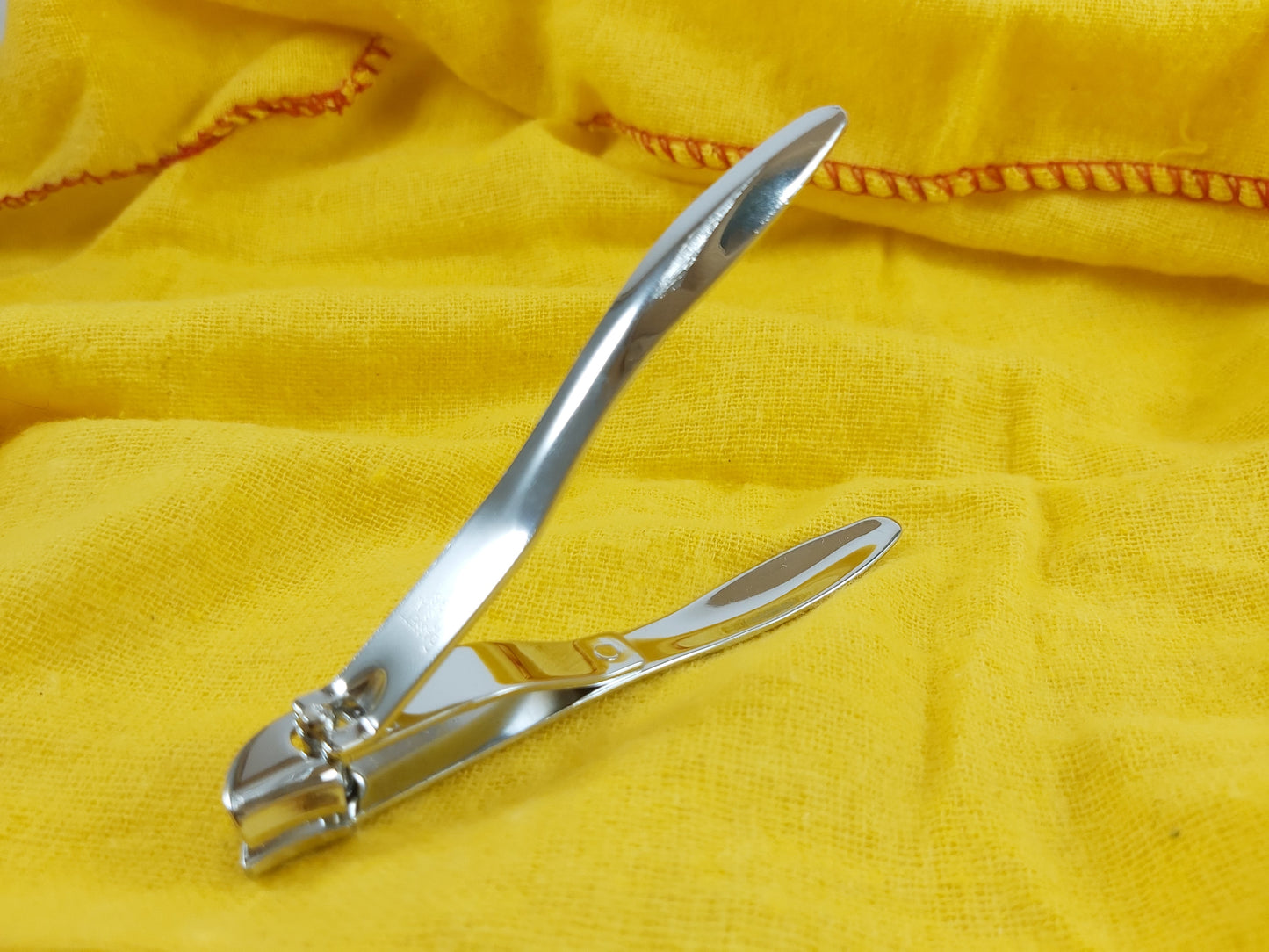 TRIM Angled Nail Cutter