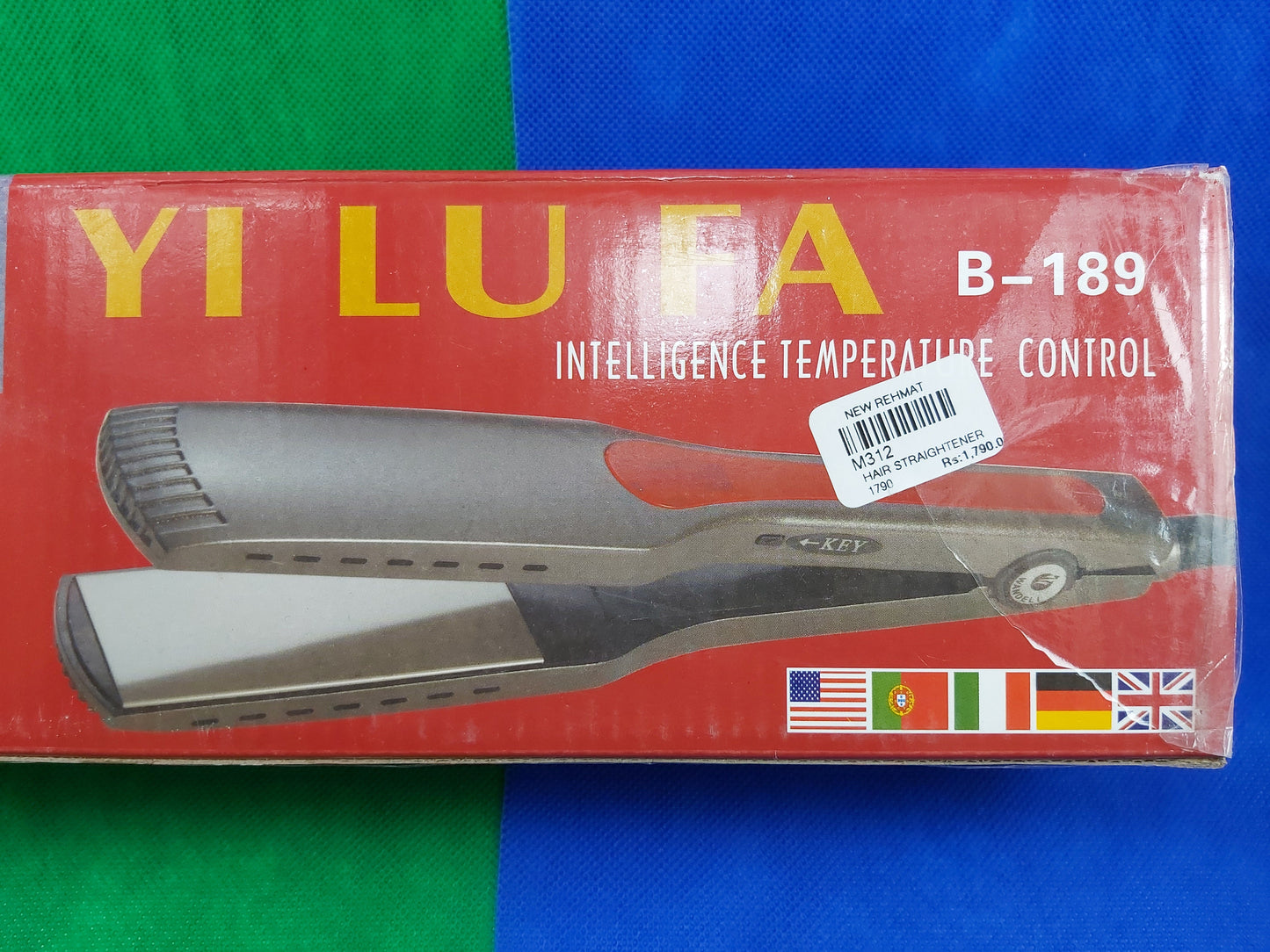 YI LU FA Wide Hair Iron / Straightener | 70W | 200°C (Max)