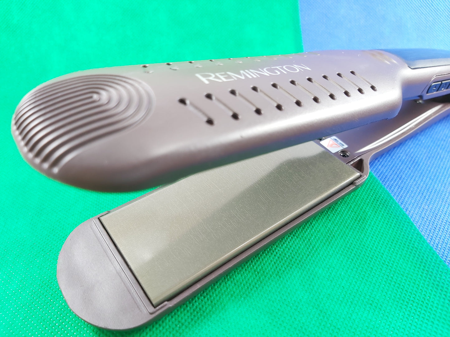 Remington Hair Iron / Straightener | Rapid Heating | Light Brown