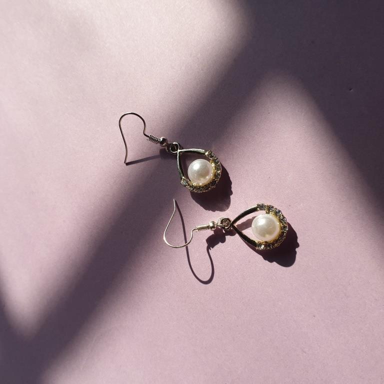 Pearl earrings