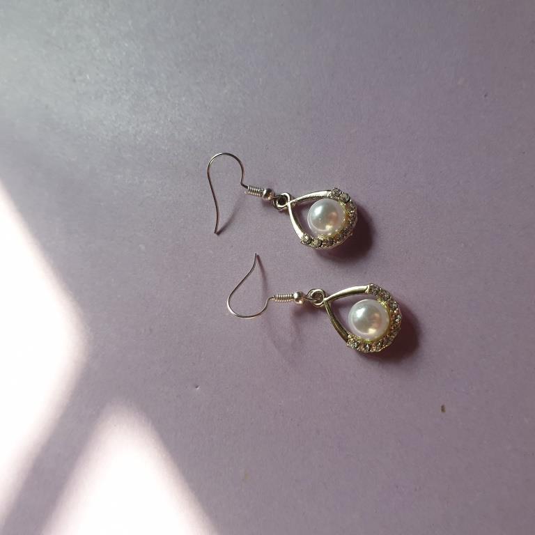 Pearl earrings